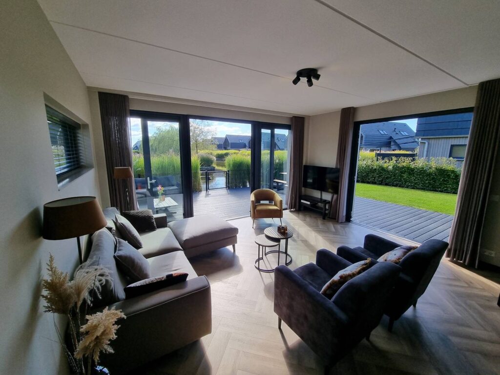 filla achttjin woonkamer