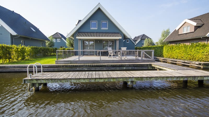 villa de smient op villapark sneekermeer achterkant
