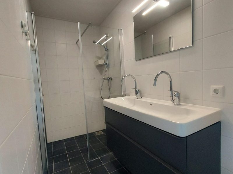 tusken de marren anker 14 personen badkamer