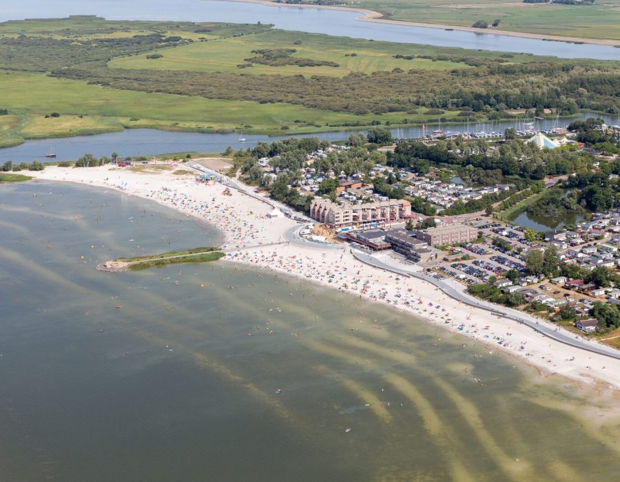 makkum beach resort in makkum overview