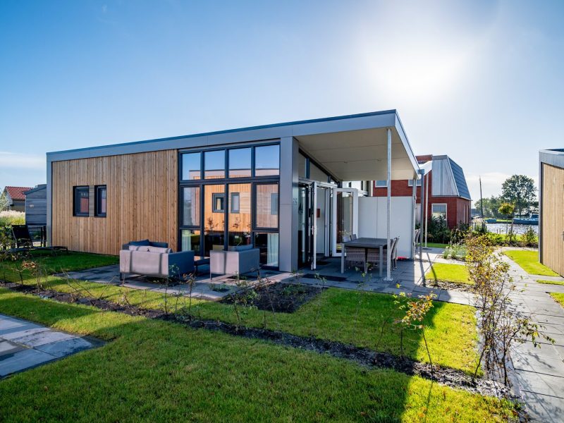 knilles luze 2 personen in akkurm op tusken de marren achterkant