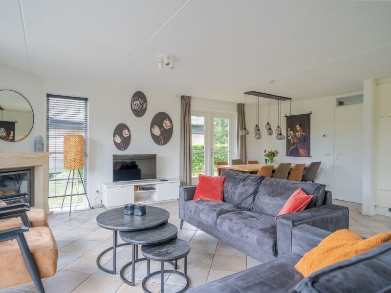 makkum beach resorts in makkum visservilla woonkamer