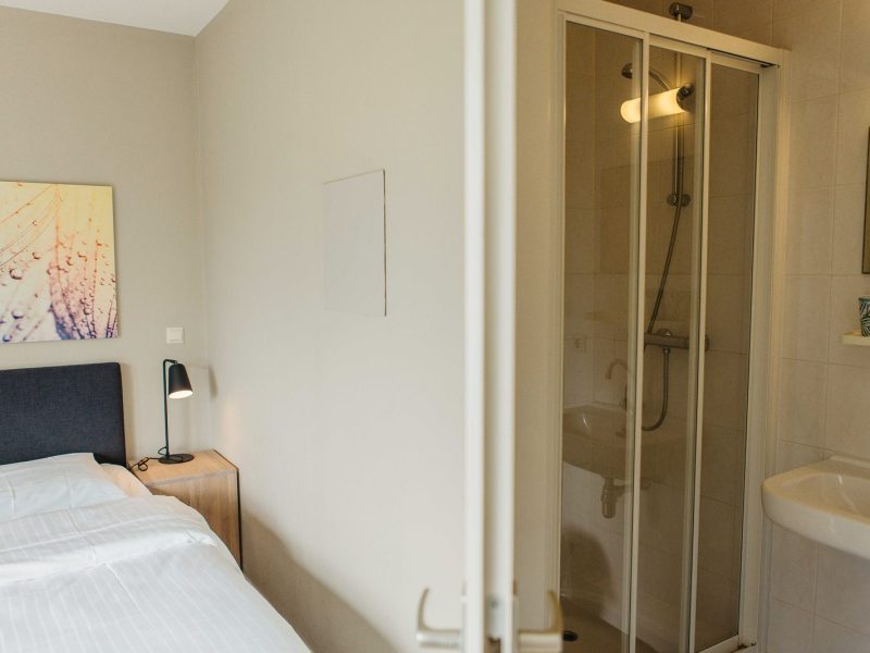 pharshoeke in heeg havenvilla 6 personen slaapkamer met douche