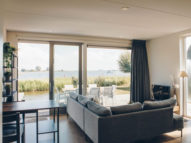 pharshoeke in heeg herenhuis geschakeld woonkamer