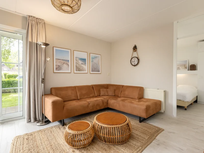 vakantiepark it wiid in earnewald wellness wiid plus 8 personen woonkamer