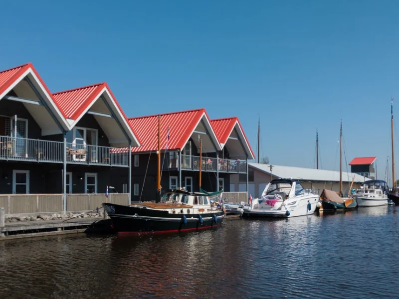 vakantiepark terherne in terherne huisjes met boten