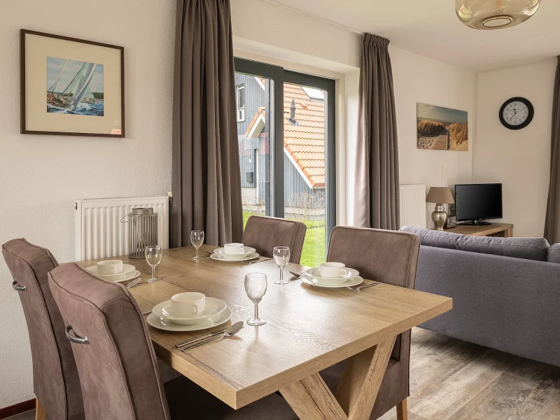 watervilla voorn 4 personen in langelille op waterpark langelille keukentafel